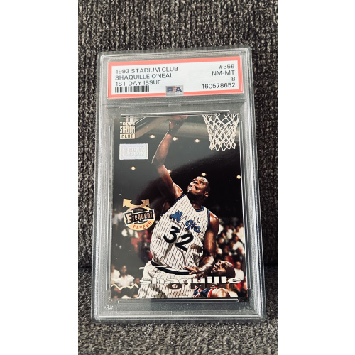 Topps Stadium Club 1993 Shaquille O'Neal #358 Magic 1st Day Issue PSA 8